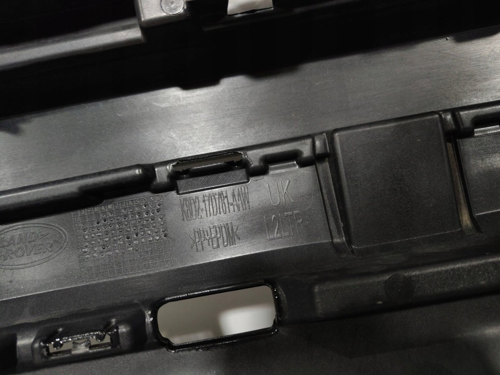 Land rover evoque 2 бампер задний k8d2-17d781-aaw в Украине