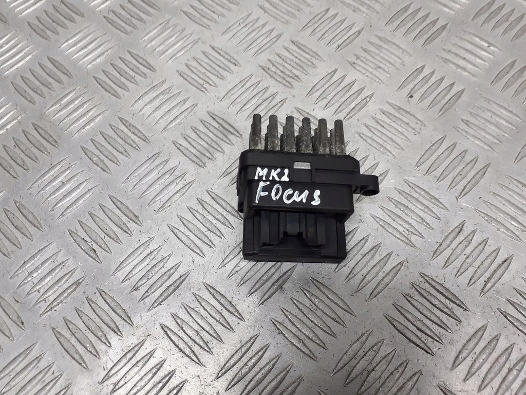 фото №1, Резистор резистор вентилятор ford focus mk2