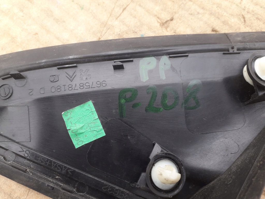 фото №4, Треугольник наружный крыла peugeot 208 правый