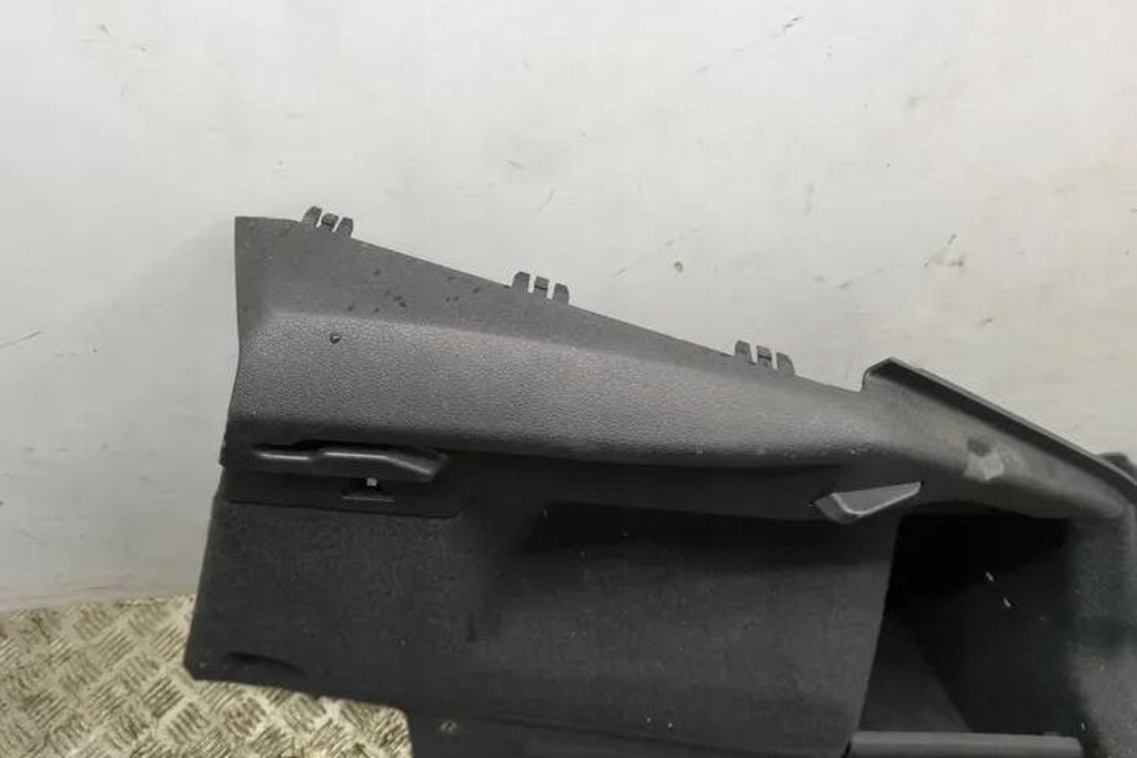 фото №8, Правая обивка багажника audi q3 f3 83a863880d 1.5l бензиновый 110kw 2019