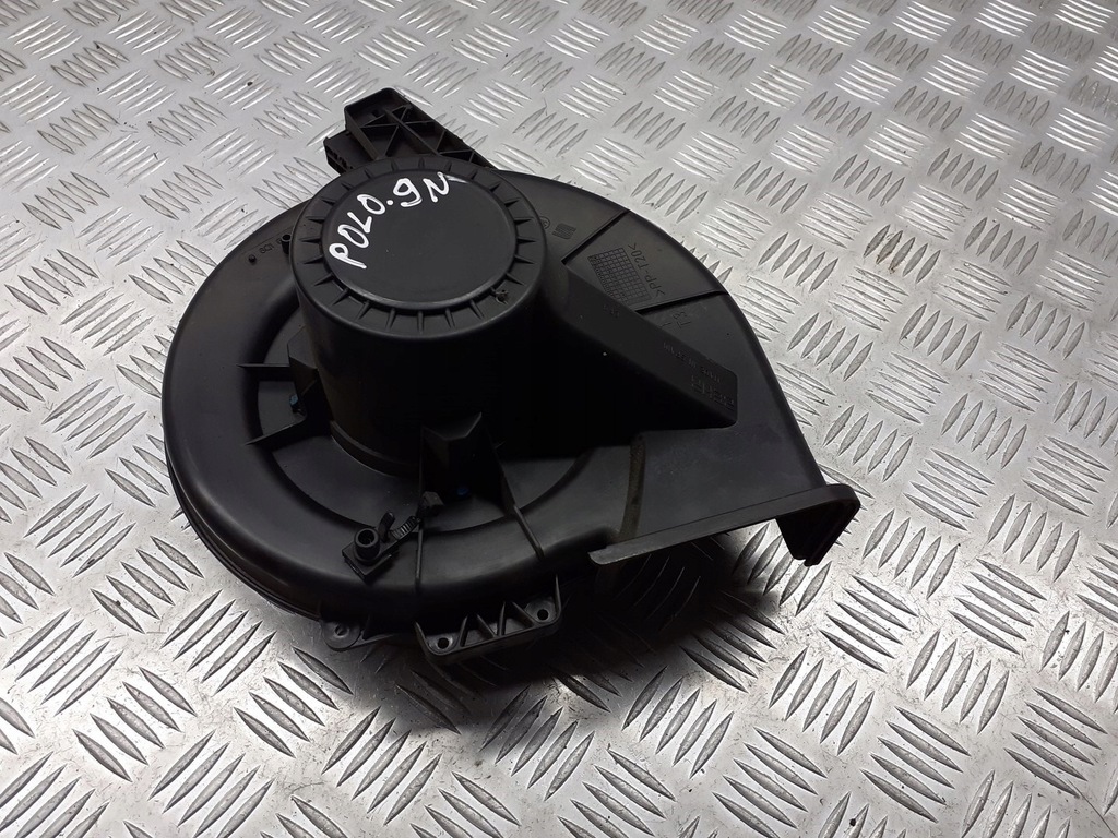 фото №1, Вентилятор обдув vw polo 9n 6q1820015g