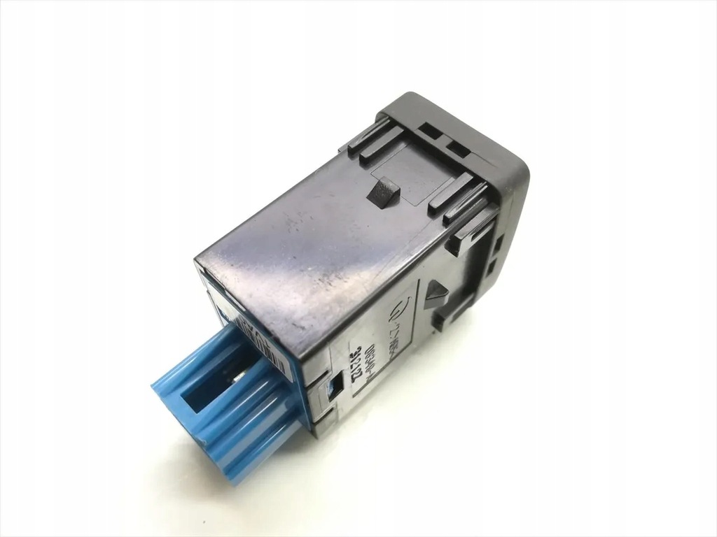 фото №4, Nissan note другой кнопка переключателя 2014 mpv