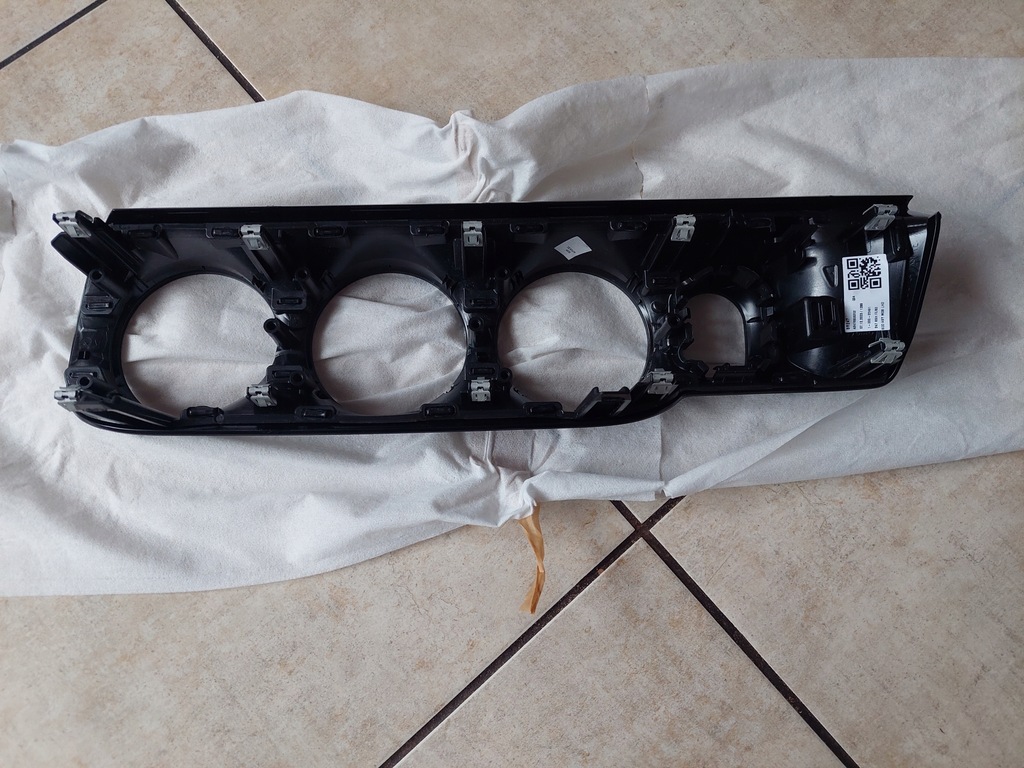 фото №5, Молдинг - dekor консоли - mercedes b klasa w247 - gla w247 - glb w247