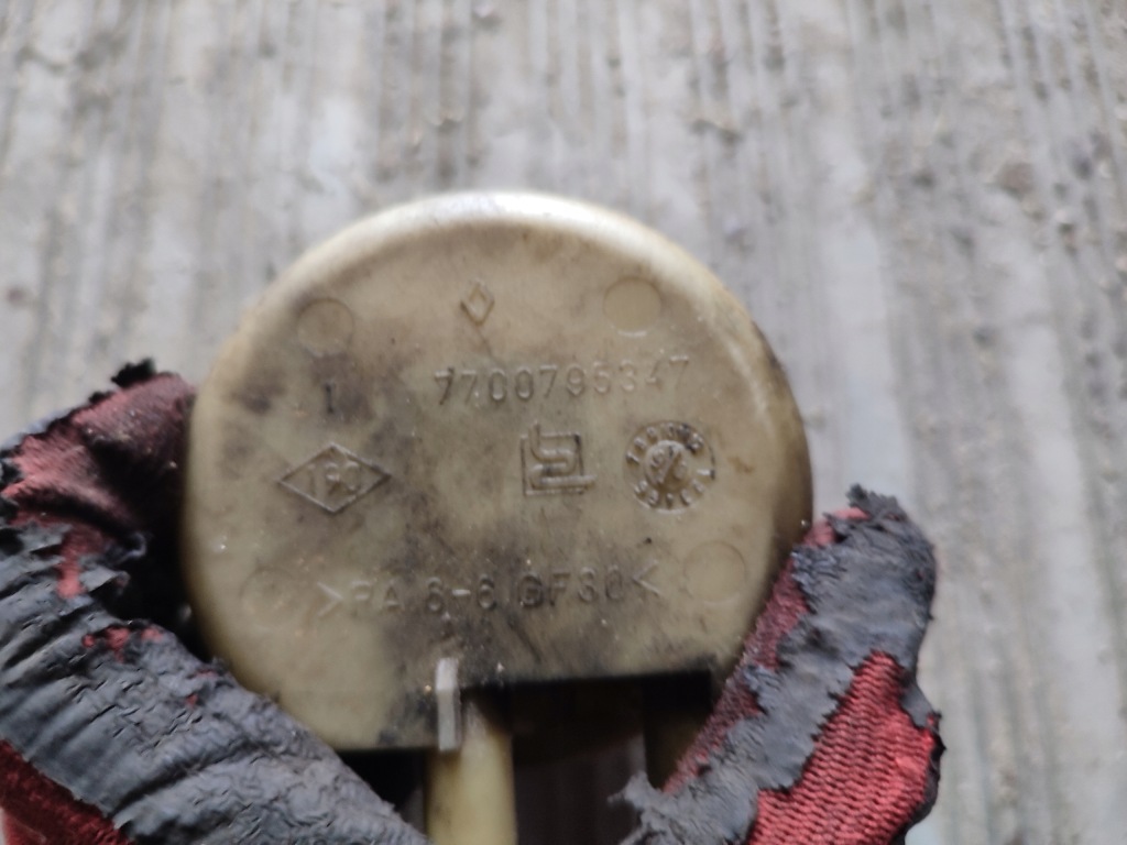 фото №4, Бачок усилителя renault master 7700795347