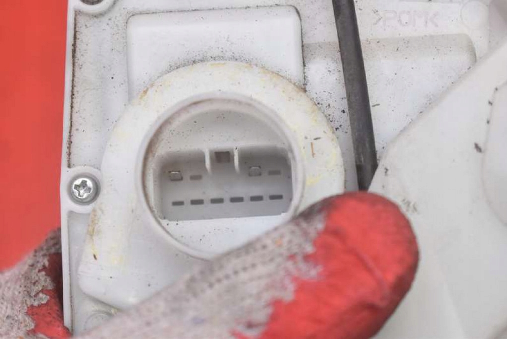 фото №7, Замок дверь правый задняя задний suzuki sx4 5d hb 06-14