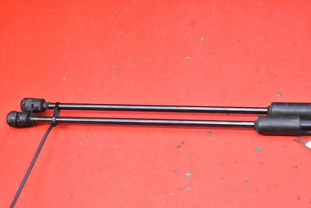 фото №7, Привід амортизатори кришки 315005777 opel corsa e 5d hb 14-20