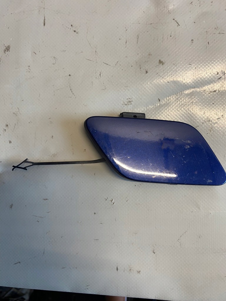 фото №1, Заглушка бампера перед audi q3 f3 83a807241a