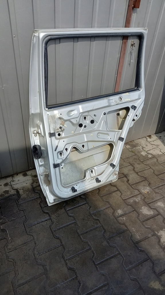 фото №13, Дверь правое задняя skoda octavia 01r kombi