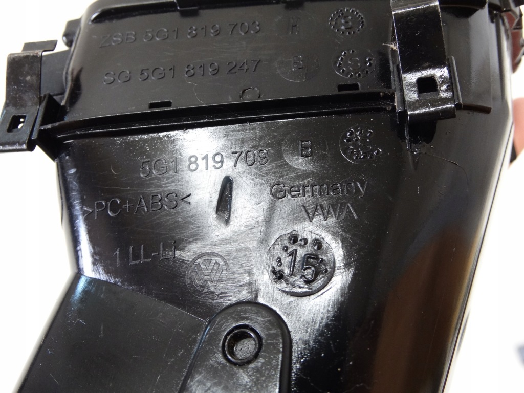 фото №8, Решітка обдув консолі ліва vw golf vii 5g1819703