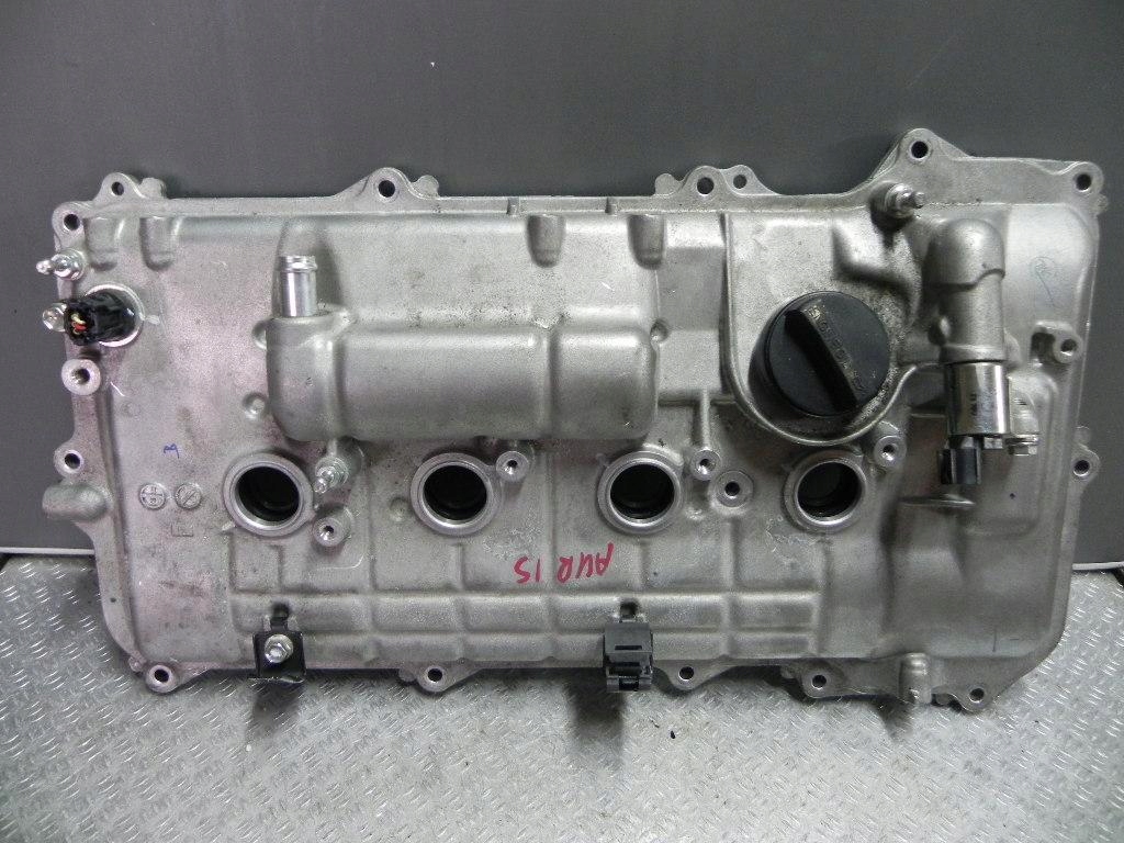фото №1, Toyota auris гибрид 1.8 крышка клапанов