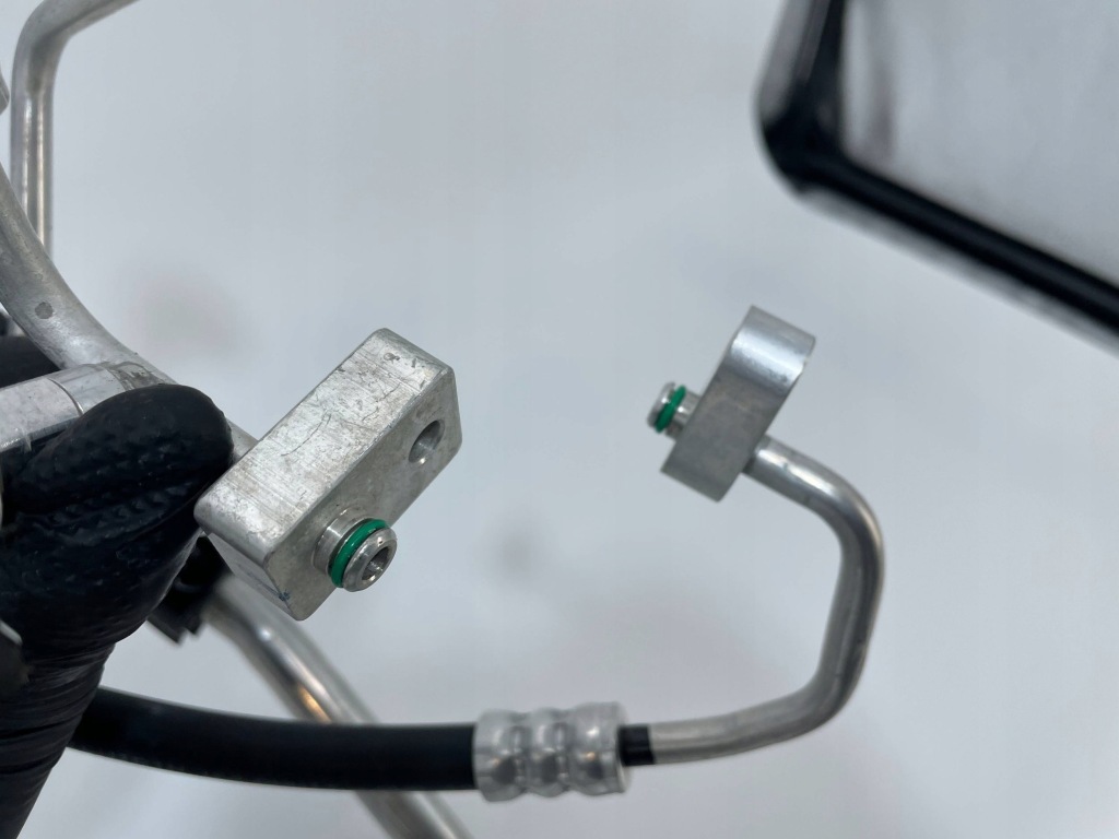 Патрубок трубка шланг кондиціонера mg 4 mg4 11495933 11161365 Недорого