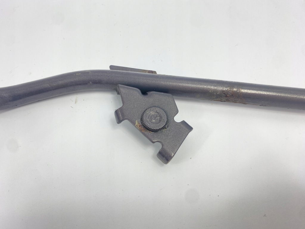 фото №7, Поперечина кронштейн сигнал сигнала mercedes w124 e280 e320 280e 320e