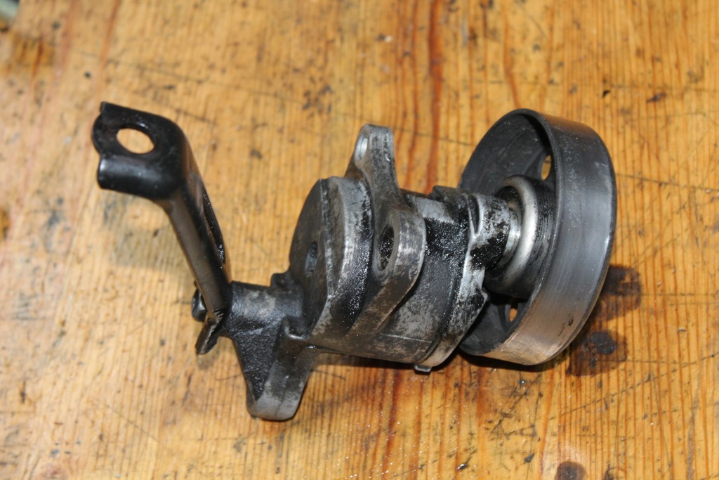 фото №9, Натяжитель ремень генератора toyota avensis t25 corolla verso ii 2.0 d4d 1cd