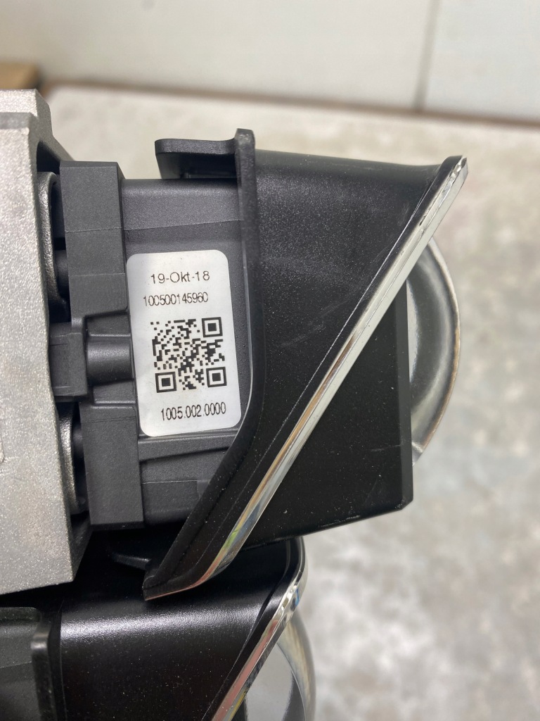 Audi q7 4m линза проектор matrix фара правый перед led Киев