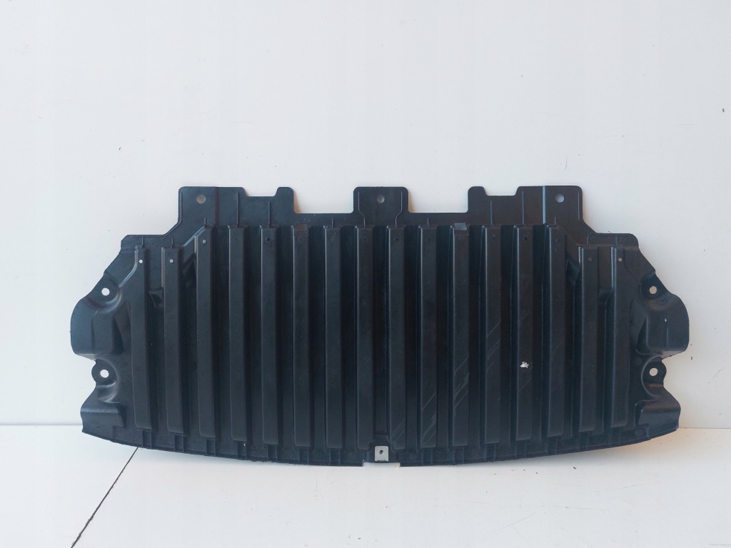 фото №1, Mercedes c 206 amg захист pod двигун 2065205400 оригінал