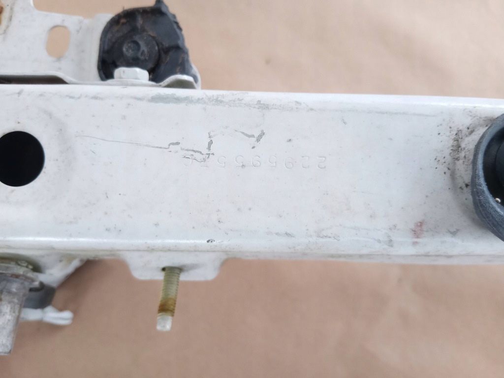 Ремень передний усилитель датчики удара 22959556 cadillac xts 2012- Недорого