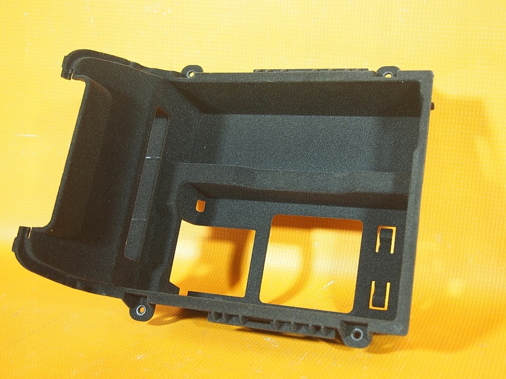 фото №10, Audi a6 4k зарядний пристрій індукційна бардачок 4k0035502b