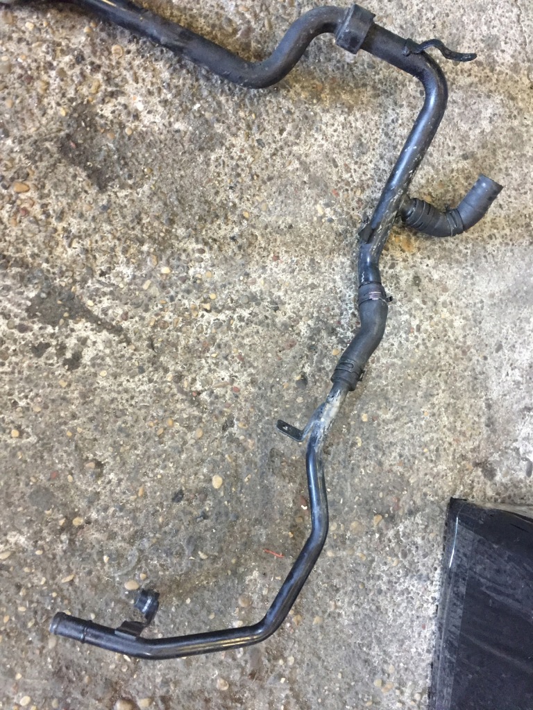 фото №3, Audi q7 4l 4.2 tdi труба шланг wody 7l8121065l