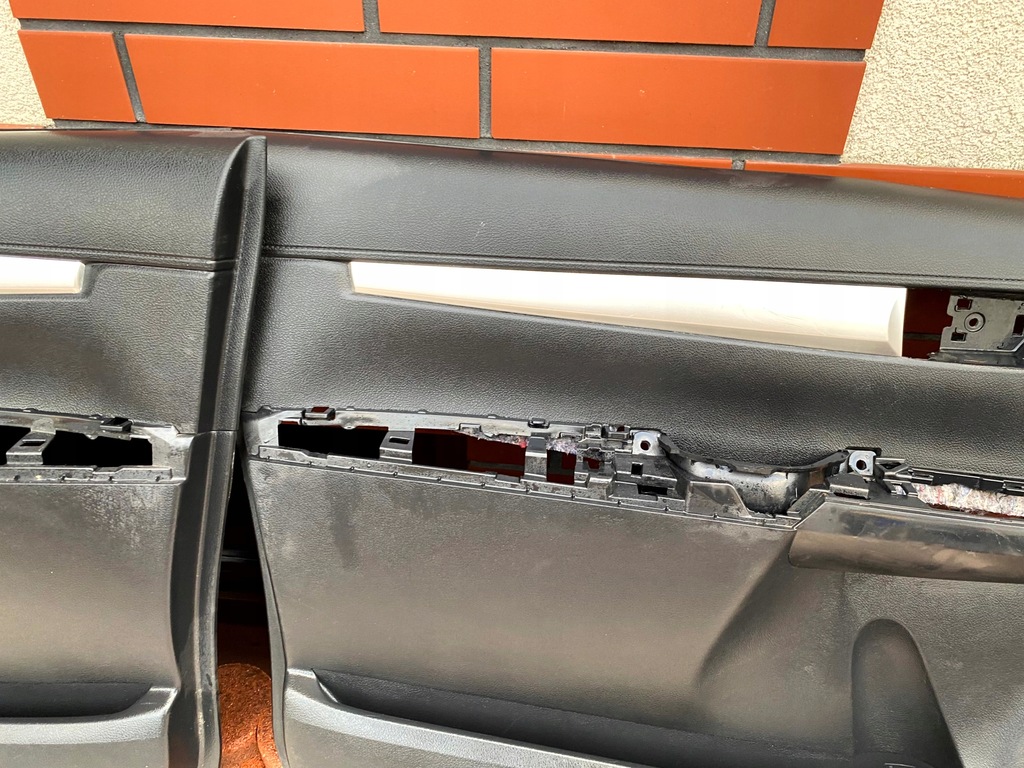 фото №5, Hilux viii 15- 1,5 кабіни обшивка оббивка двері лівий правий перед задня