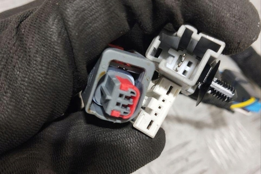 фото №9, Жгут передних левых дверь maserati quattroporte vi 670006100 2014