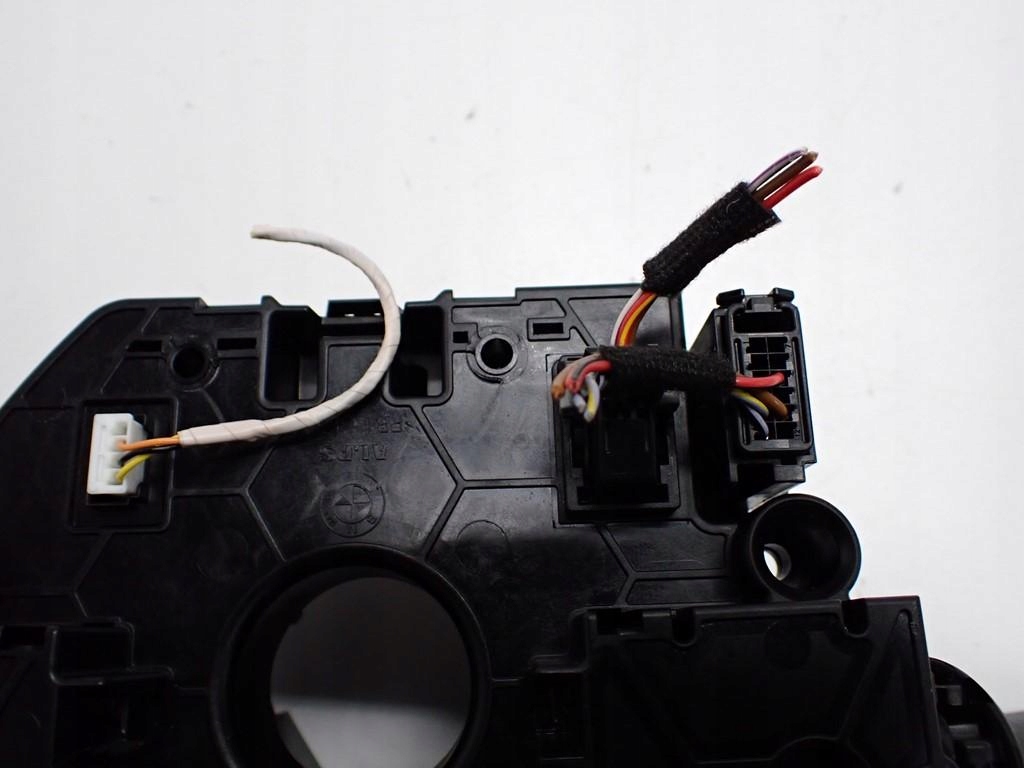 Перемикач  перемикач підрульовий  стрічка 6992509 6827370 bmw 2 f45 f46 18r Оригінал