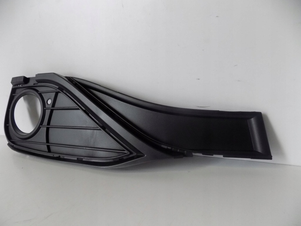 фото №7, Bmw 4 f32/f33/f36 решітка бампера права - 3933