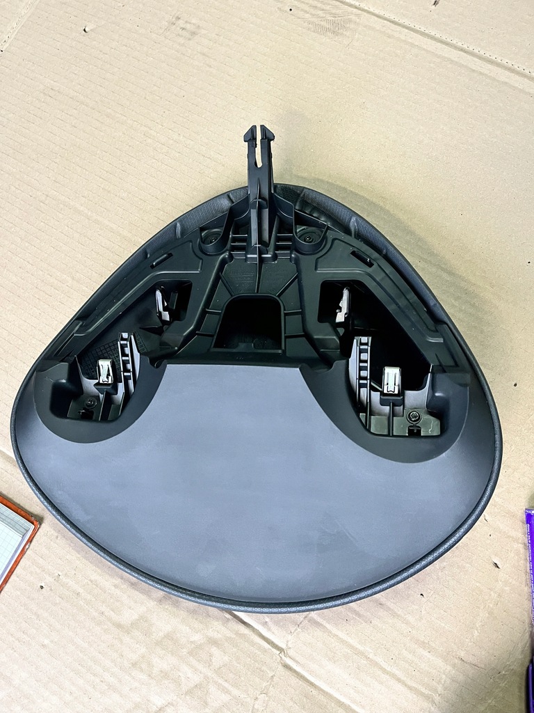 фото №3, 12 renault clio iv защита козырёк корпус спидометра 682408065r