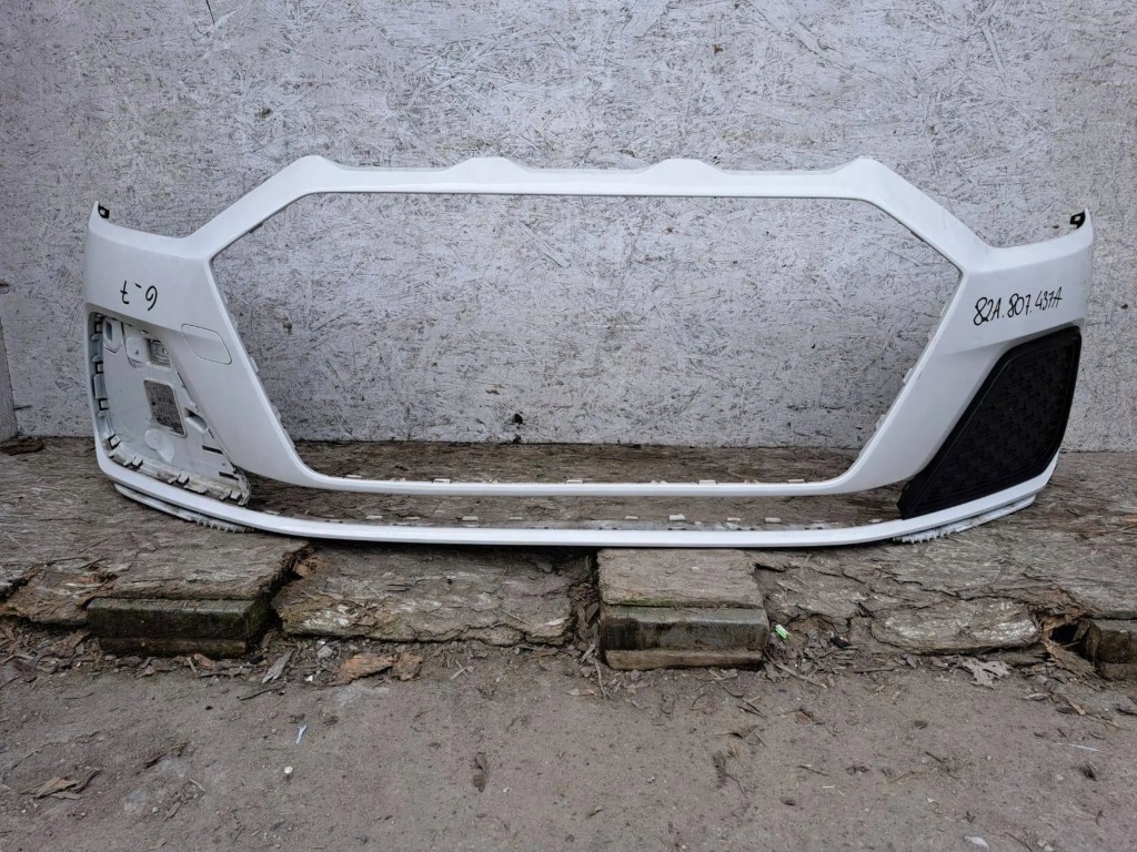 Audi a1 2018 бамперы оригинал Цена