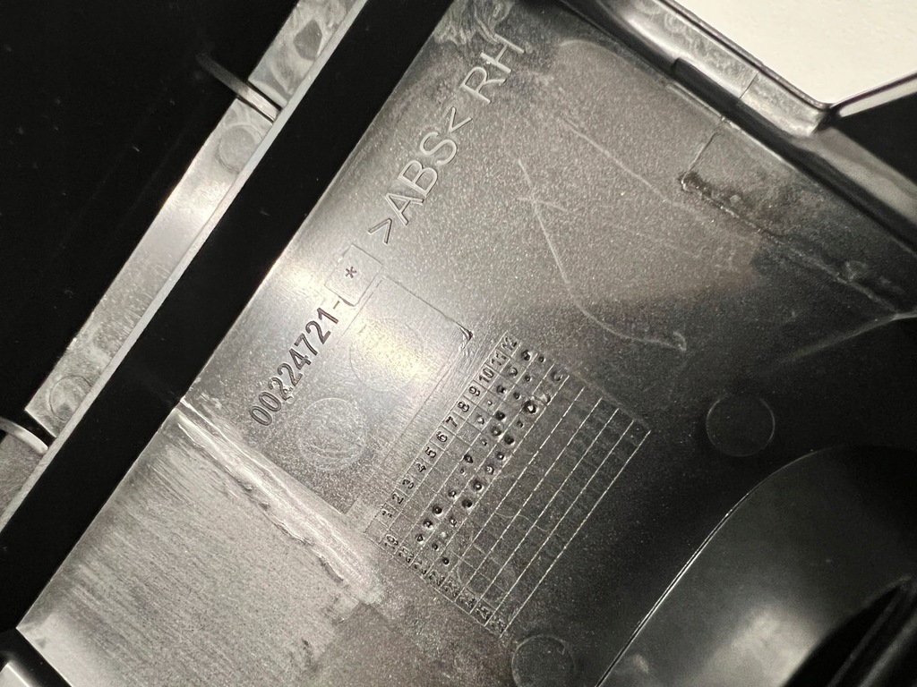 фото №3, Кронштейн лампы land rover defender ii 00224721