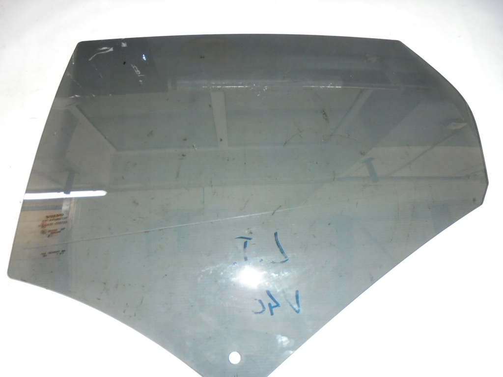 фото №1, Стекло левая задняя volvo v40 d2 1.6d 2013