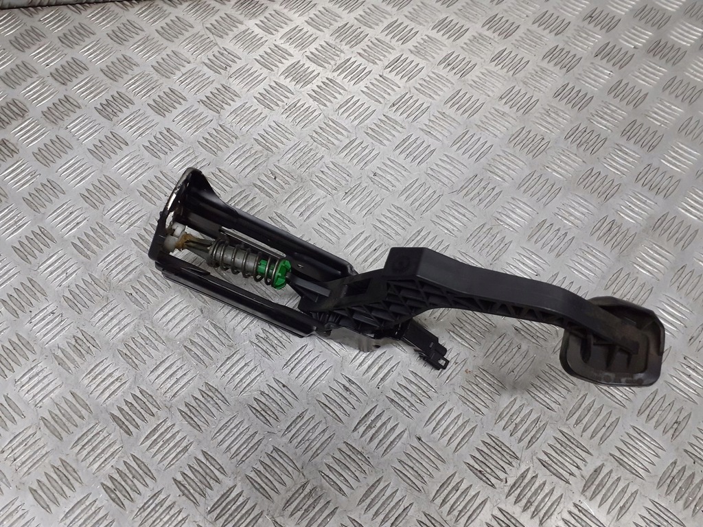 фото №3, Педаль зчеплення vw bora 1.6 1j1721059 r