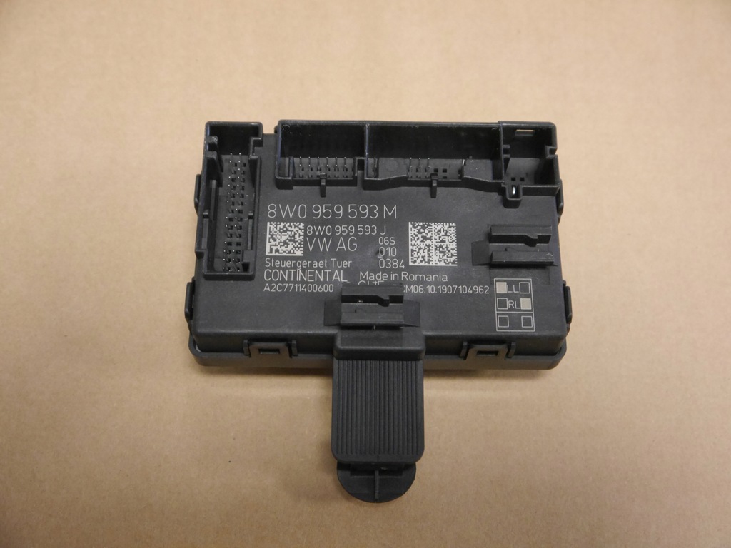 фото №1, Audi a4 a5 8w блок керування модуль двері 8w0959593m
