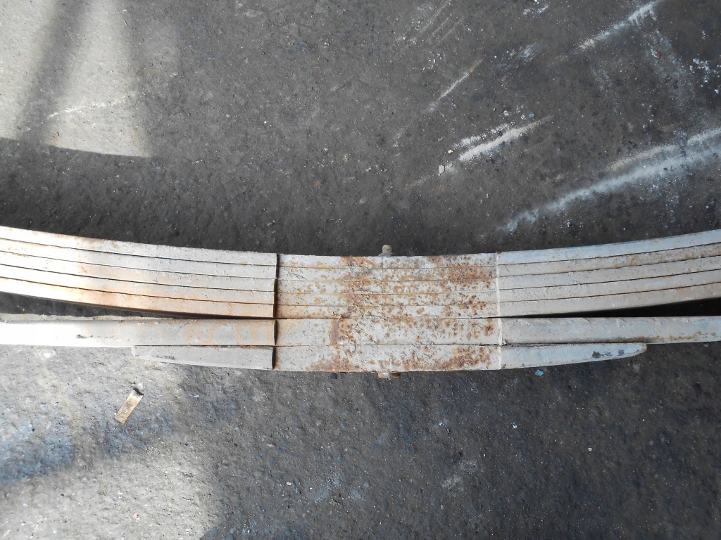 Iveco daily 3 3 ресора лівий 7 щітка Оригінал