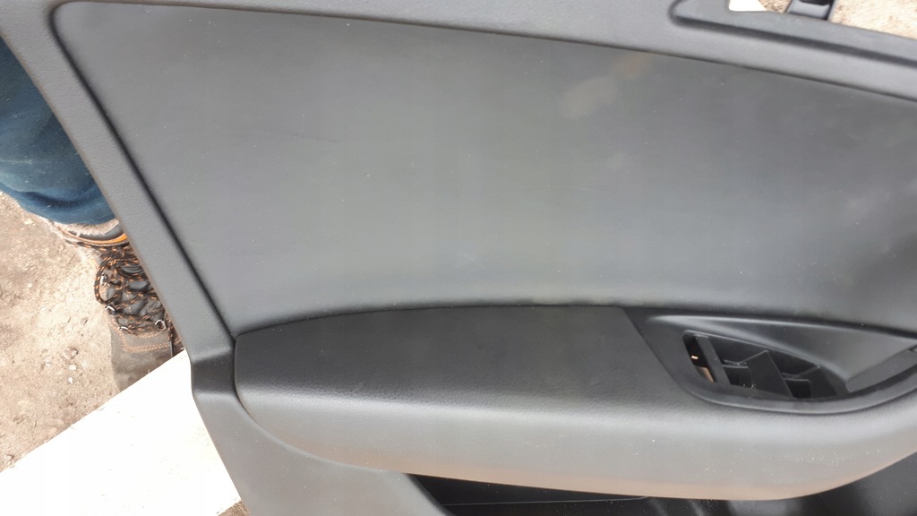 фото №16, S6 c7 4g a6 обшивка двері лівий перед шкіра eu