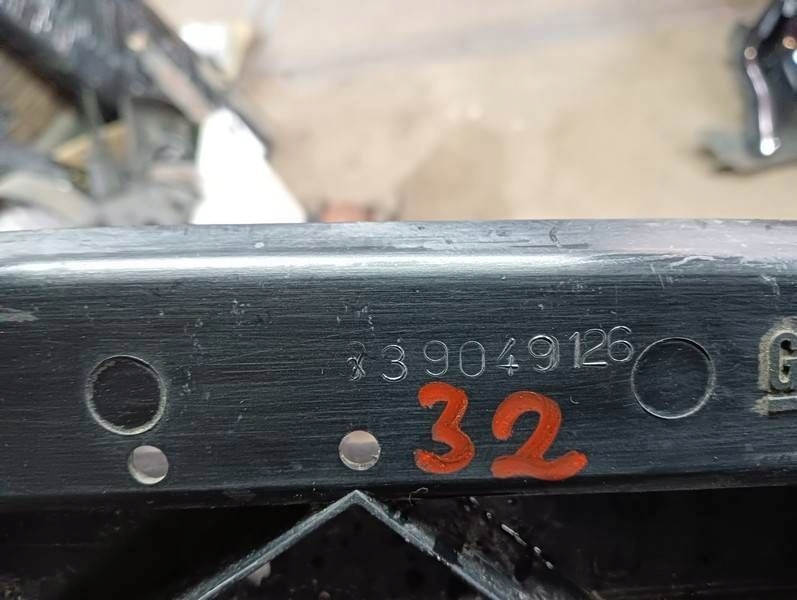 фото №6, M32 adam 2012-2019 rok балка бампера перед кронштейн 39049126