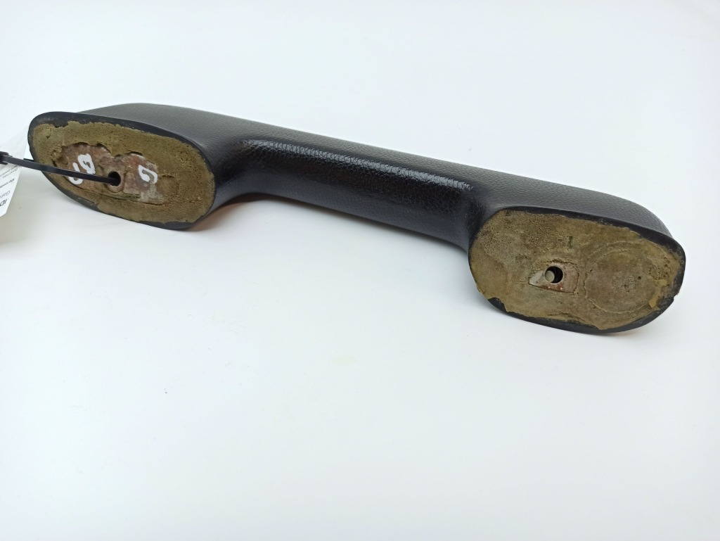 Накладка ручка задний правая сторона mercedes-benz compakt w115 Недорого