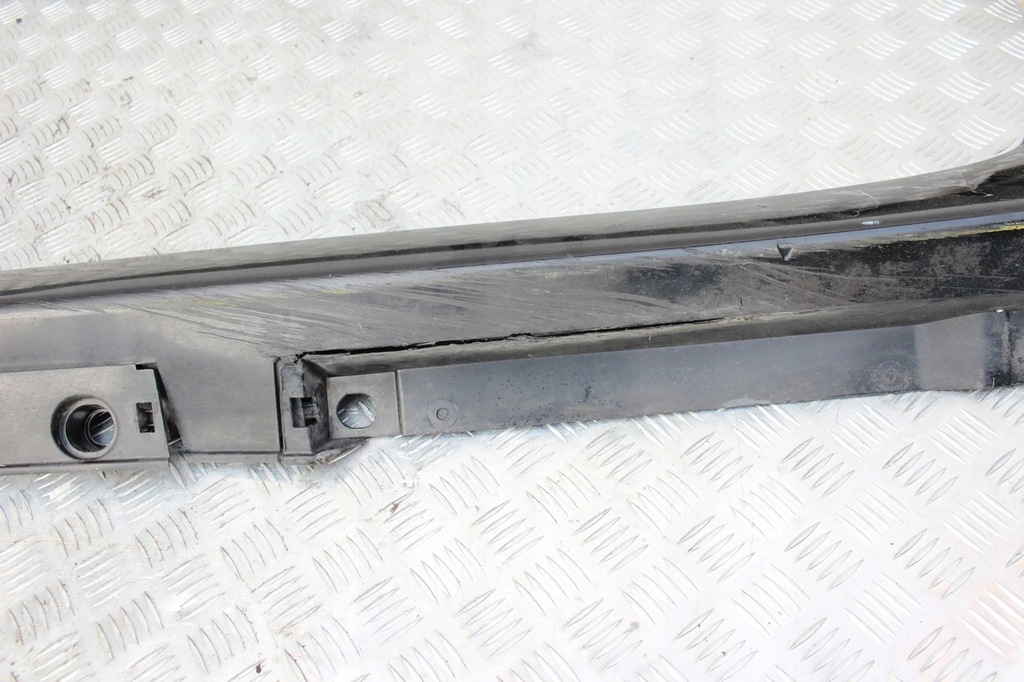 фото №5, Toyota prius xw30 2009 левая сторона накладки пороговые накладки порог