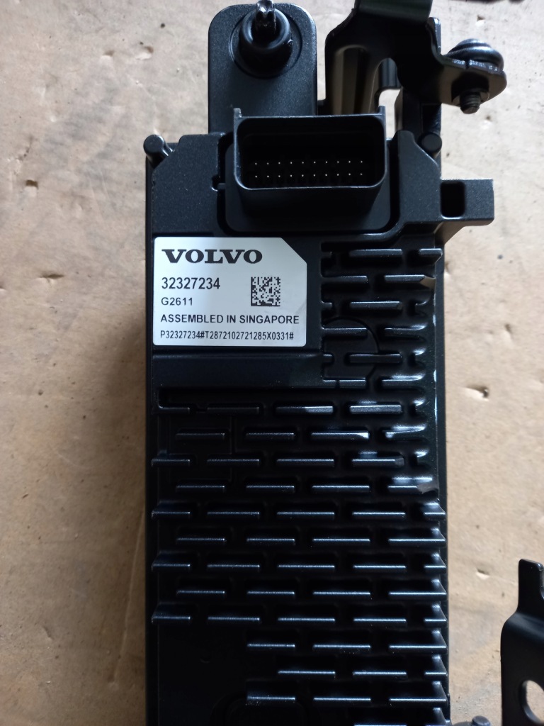 фото №3, Volvo xc40 радар камера модуль перед стекло 32327234