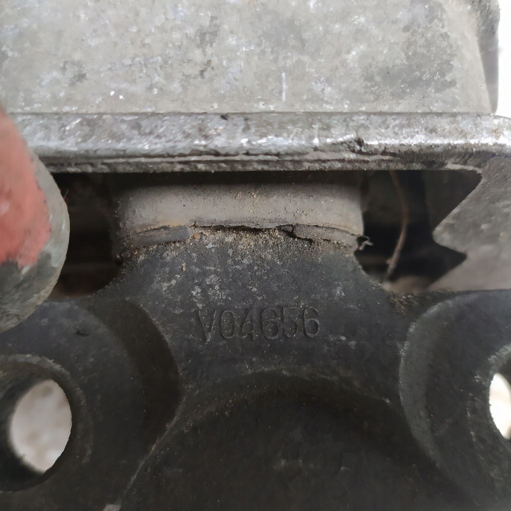 фото №7, Кронштейн двигателя opel vectra c v04656