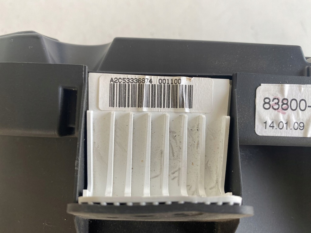 фото №7, Счетчик приборы toyota auris 83800-0z500