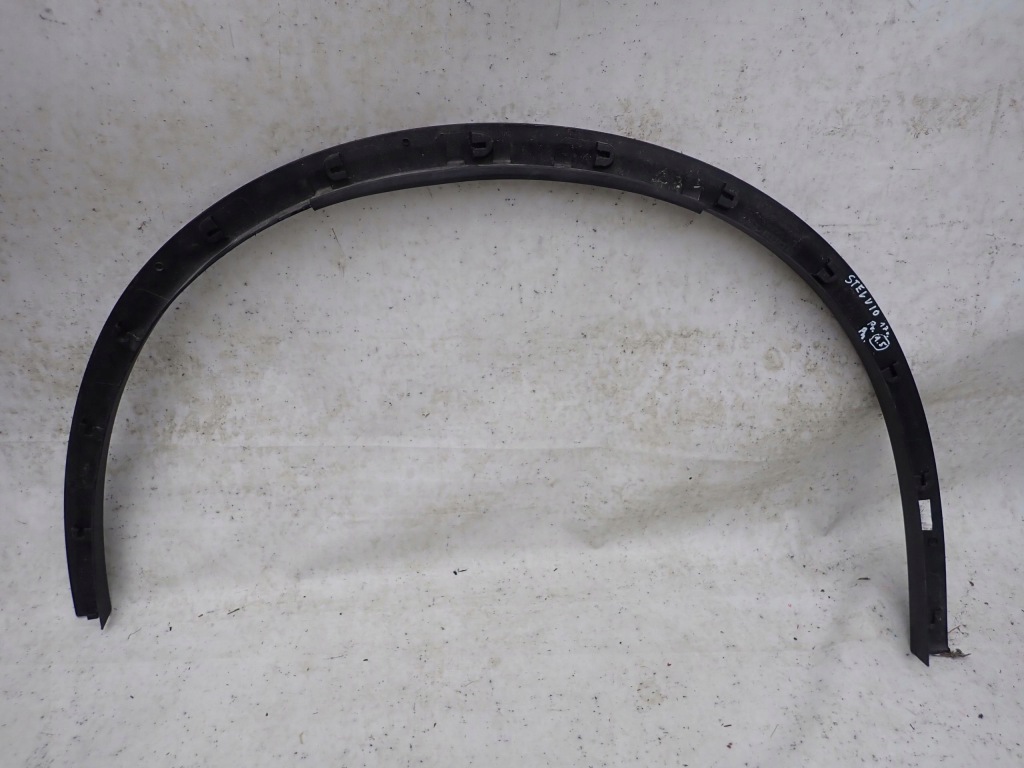 Купить Alfa romeo stelvio 16- молдинг накладка правый перед