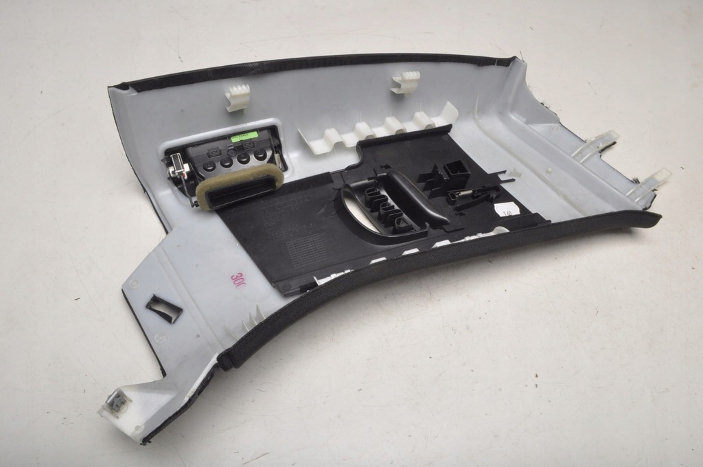 фото №4, Volvo xc90 ii захист стійка пластик 31389171