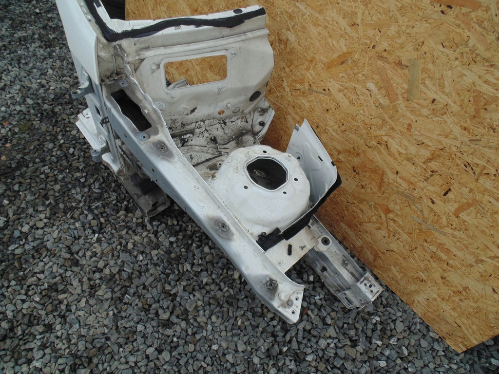 фото №2, Чверть передня права mb e-klasa w212 2011 rok.