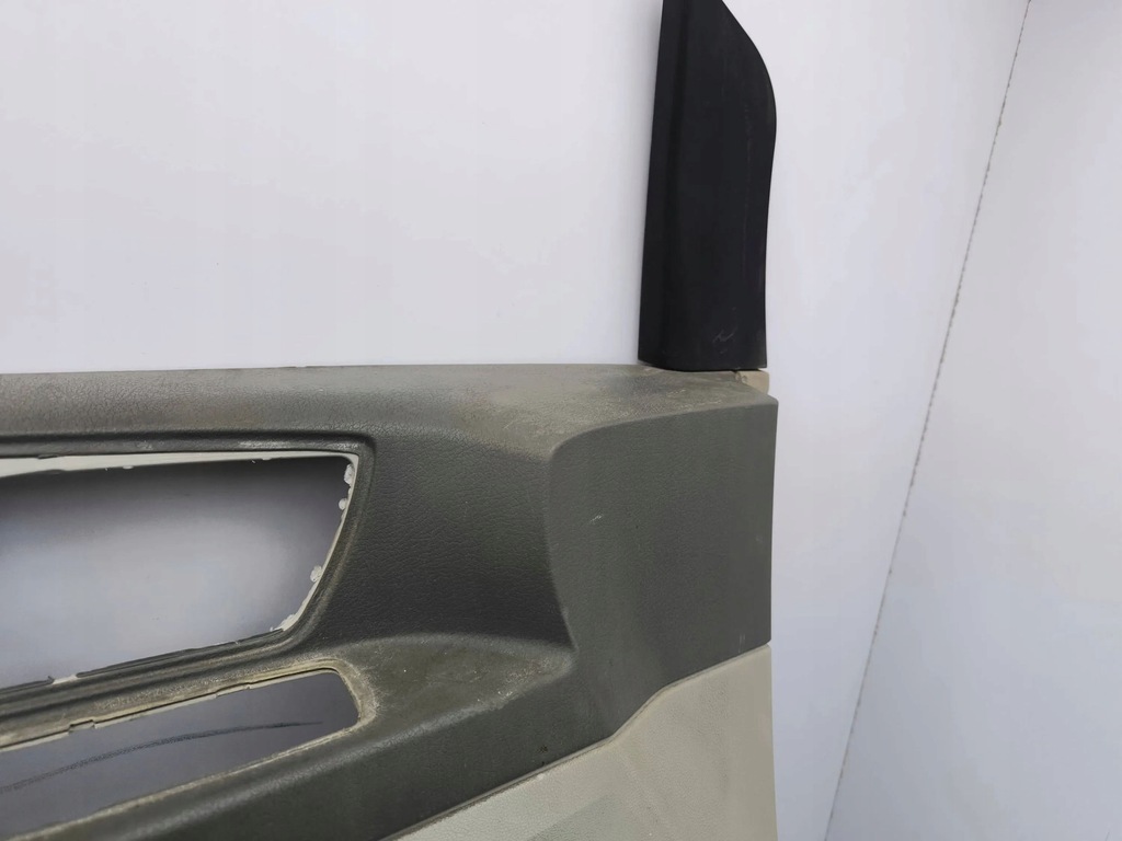 фото №8, Chrysler town & country v 2008 левая обшивки / обшивка дверь передних