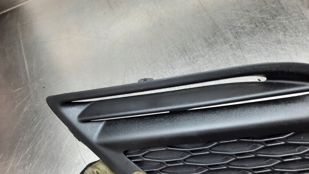 фото №11, Решітка бампера права 31290658 volvo xc60