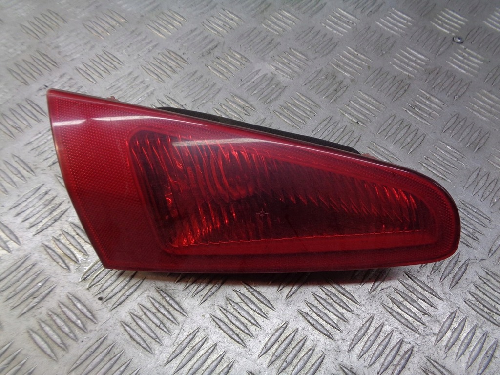 фото №1, Лампа левая задняя w крышка багажника alfa romeo 147 europa