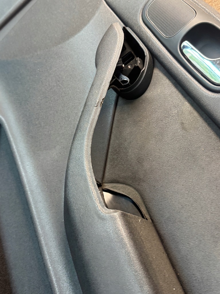 фото №6, Audi a3 8l обшивки обшивка двері лівий правий перед задня 5d передній чорний /