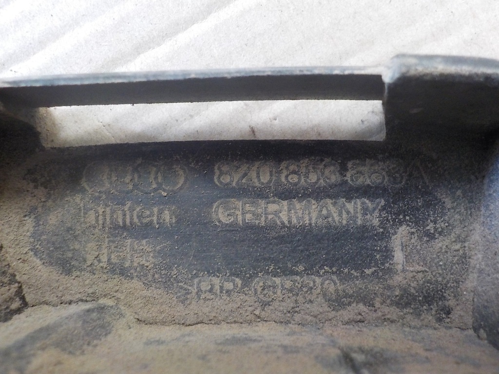 фото №6, Audi a2 напрямна бампера лівий задня 8z0853861a