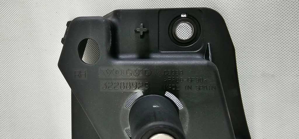 фото №11, Volvo s60 v60 s90 v90 xc60 xc90 повітропровід czarna підігрівається оригінальний номер 32288783