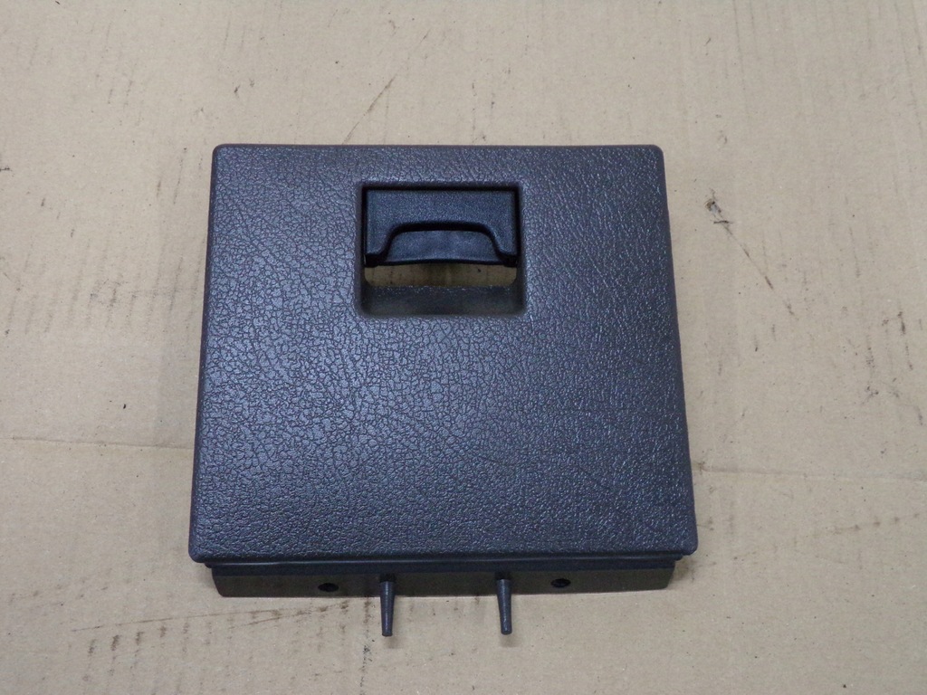 фото №1, Navara d21 king cab крышка заглушка предохранителей